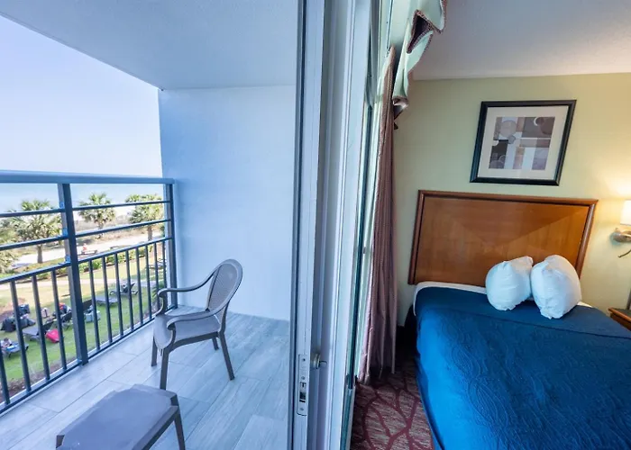 Low Floor,Direct Oceanfront,Heated Pool,Boardwalk!